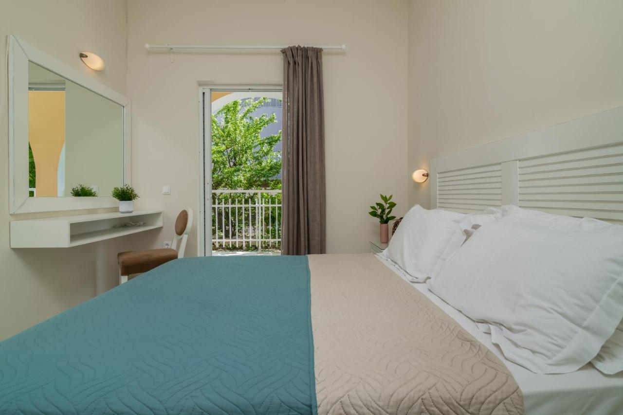 Sunset Apartments Планос Екстер'єр фото