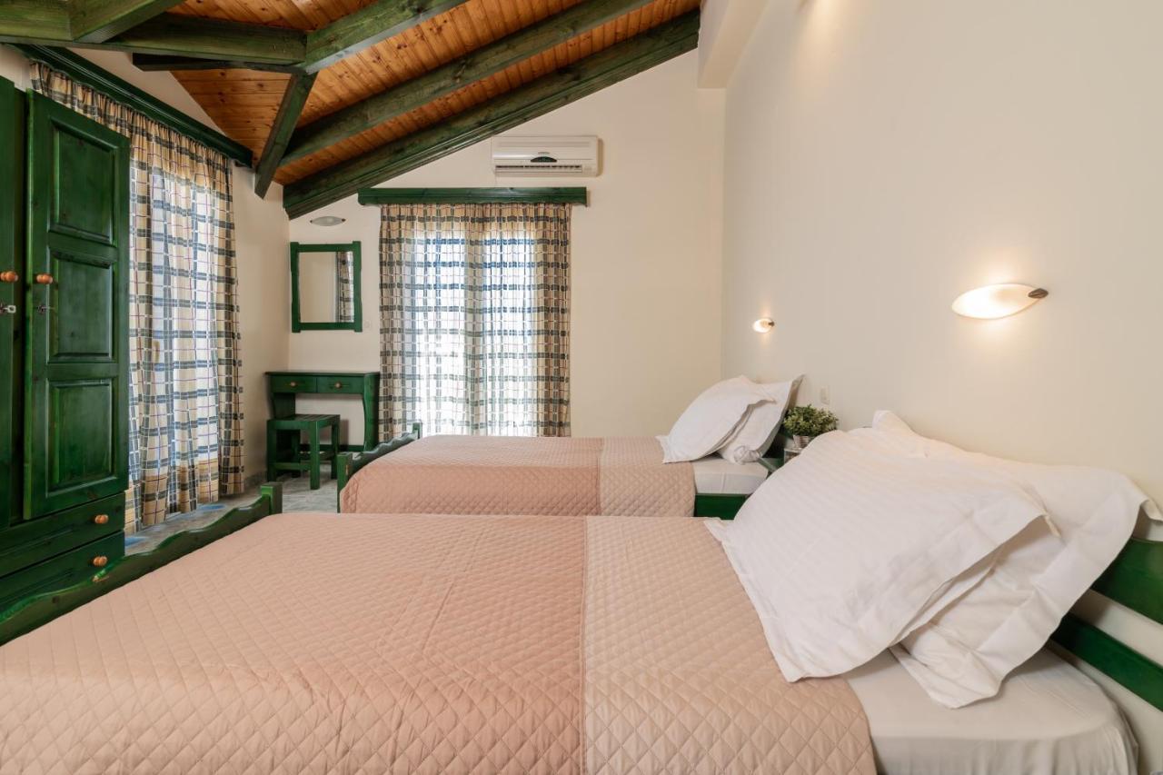 Sunset Apartments Планос Екстер'єр фото