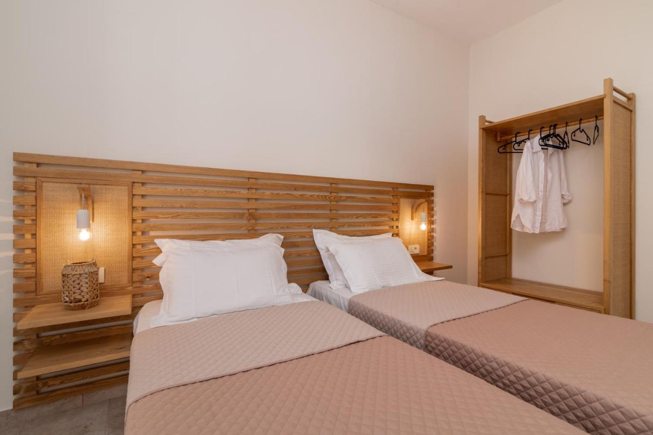 Sunset Apartments Планос Екстер'єр фото